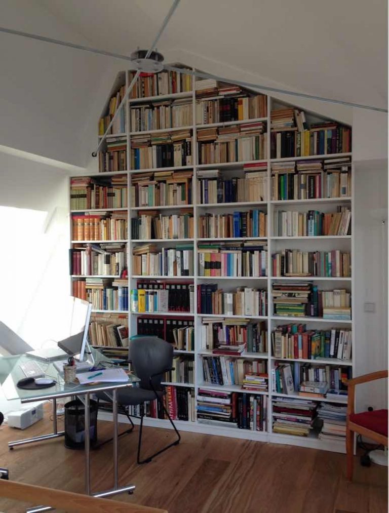 Einbauschränke und Schiebetüren nach Maß, sowie Badmöbel und